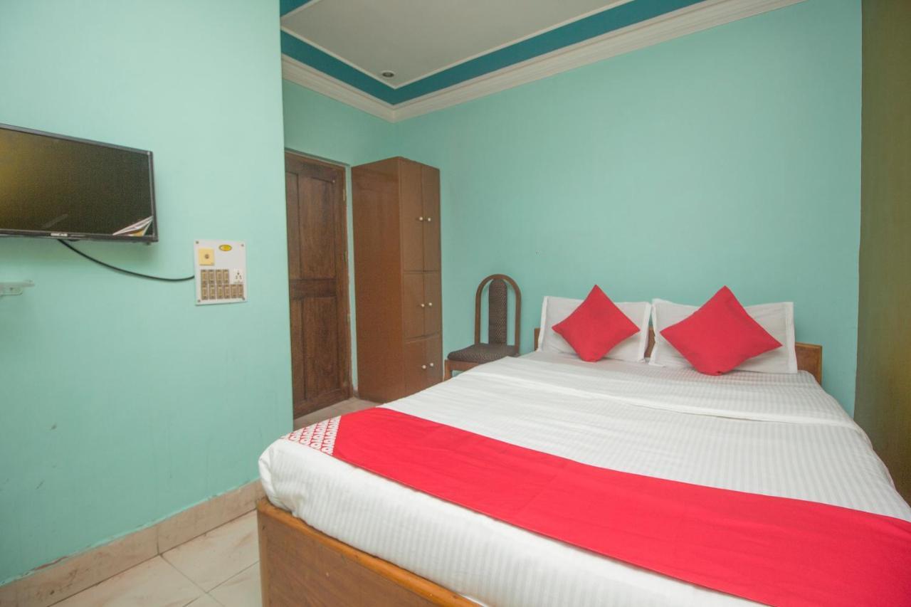 Oyo 48133 Hotel Payel Māldah Eksteriør bilde